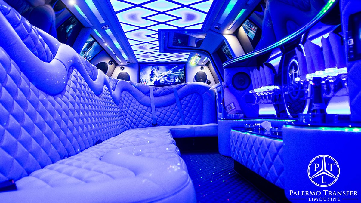 interno blu maserati limousine